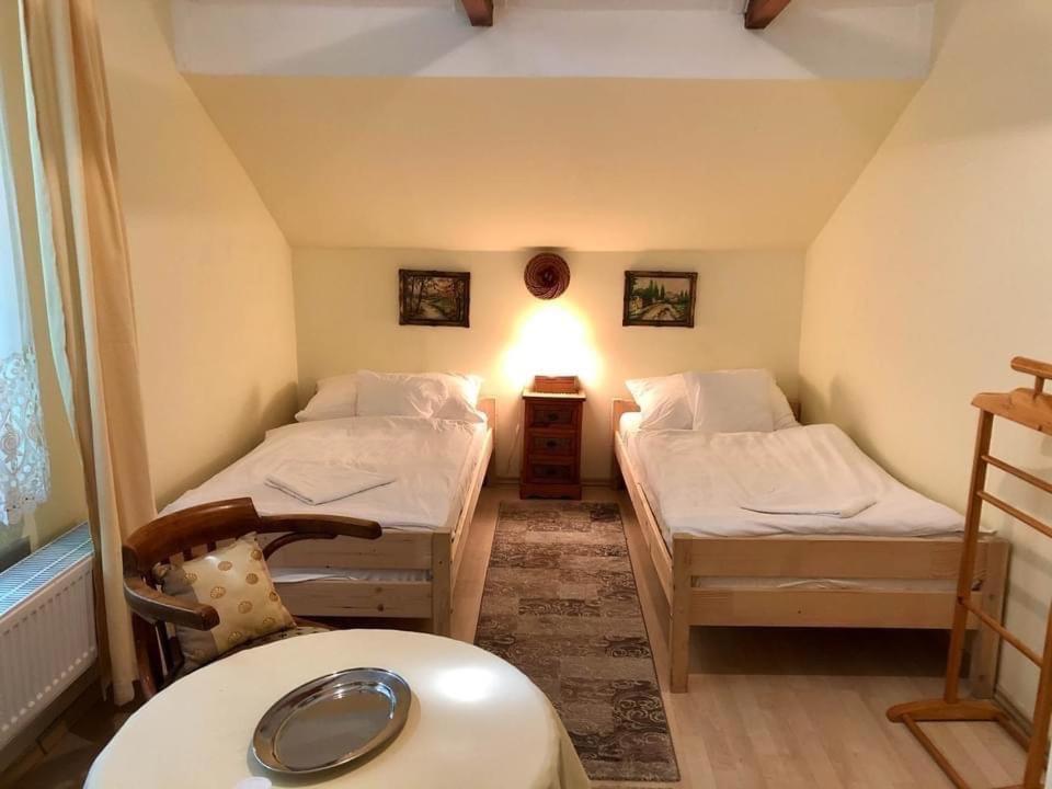 Talizman Etterem Panzio Hotel Miskolc Bagian luar foto